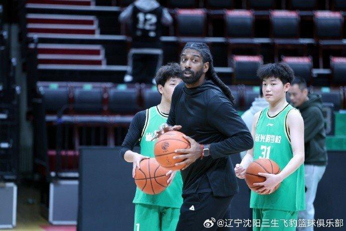 如何通过定期评估提升篮球进步效果？_0